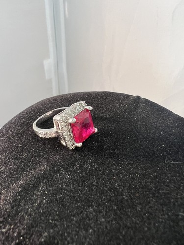 Beautiful Dazzling Silver Tone Ruby Red Square Stone Ring - Picture 10 of 10