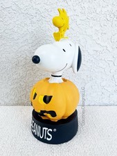 Peanuts Snoopy Halloween Great Pumpkin Statue 12" NEW