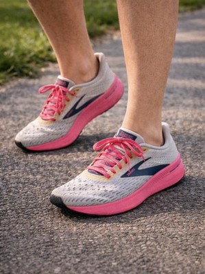 Brooks Womens Size 8.5 Ivory Pink/gray Running Shoes Sneakers 1203281B110