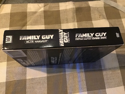 Family Guy Star Wars 2 Pack DVD Blue Harvest & Something Something Darkside - Picture 4 of 6