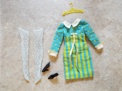 Vintage Francie #1251 "Its a date" 1966 Complete Set Doll Outfit Mattel