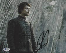 ALFIE ALLEN SIGNED AUTHENTIC GAME OF THRONES THEON 8x10 PHOTO BECKETT BAS COA