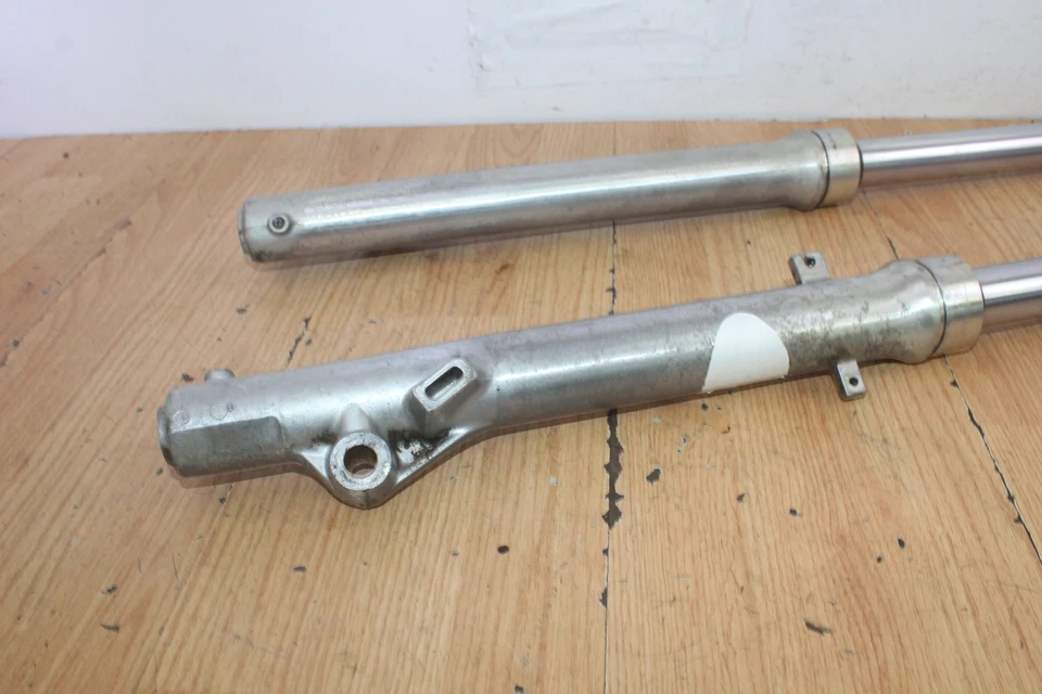 1984 Yamaha XT250 Left & Right Front Forks PAIR - Image 4 of 4