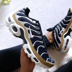 new air max plus womens
