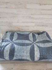 Pottery Barn Harper Quilt Full Queen Blue