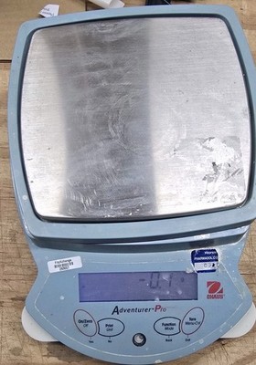Ohaus Adventurer Pro AV8101 Precision Balance 8100g  lab laboratory 100mg 260657