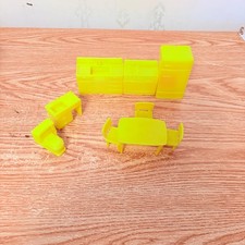 Marx Dollhouse Furniture Kitchen, Bathroom Table And Three Chairs Yellow