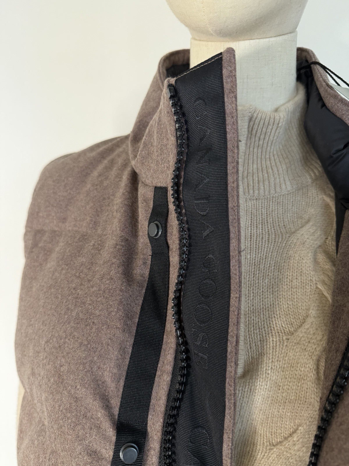 Canada Goose Garson Vest WR Quilted 100% Wool Old Money Style Made in Canada NWT thumbnail 12