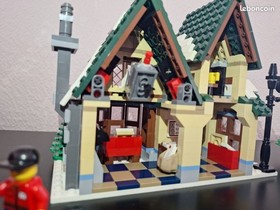 Lego 10222 Winter Village Post Office, 100% Complete, Excellent Condition