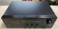 Nakamichi RE-10 AM/FM Stereo Receiver Amplifier