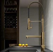 Luxury Commercial Style Pre-rinse Single Handle Deck Mounted Gold Kitchen Faucet