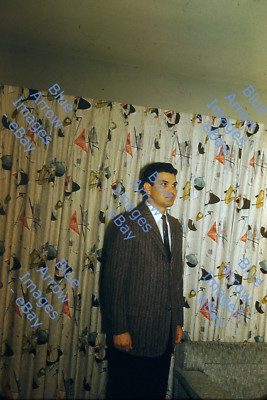 1950s 35mm Red Border Slide  Fashion Style Abstract Curtains Decor Man #3803