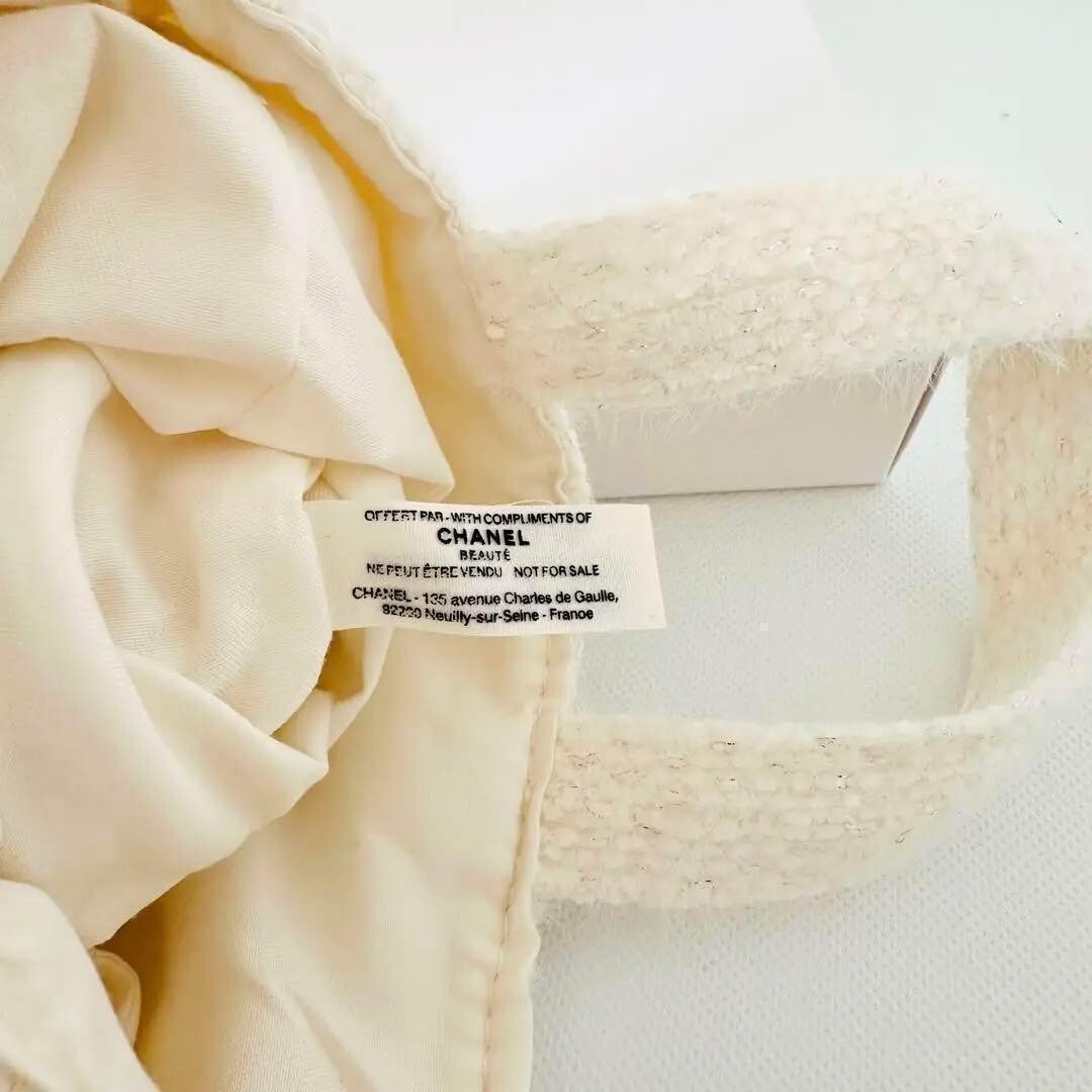 CHANEL JAPAN Novelty Mini Tote bag white pouch NEW gold 2024 xmas