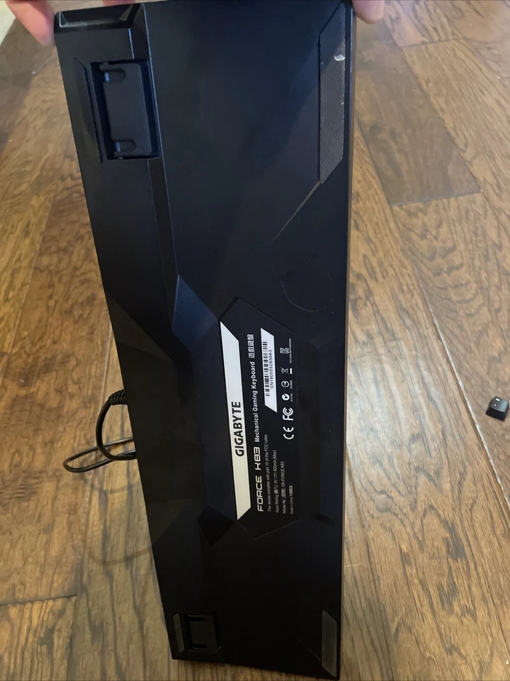 GIGABYTE FORCE K83 Mechanical Gaming Keyboard - Black Tested Used - Image 2 of 4