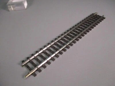 LQ002 MARKLIN 2200 Ho 1/87 1:87 1 Rail droit sans ballast 180 mm Voie K Code 83 - Photo 1/4