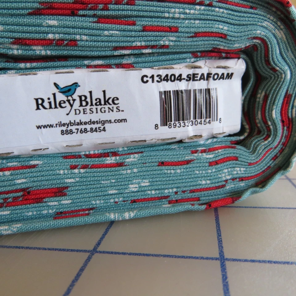 20" Long,  Happy Crabs On Seafoam -Riley Blake $3.99 Ships ANY Amount Of Fabric - Image 4 of 4