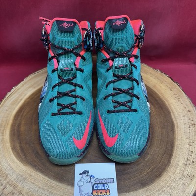 Nike Lebron XII 12 GS Emerald Green Christmas Akron Birch Size 7Y