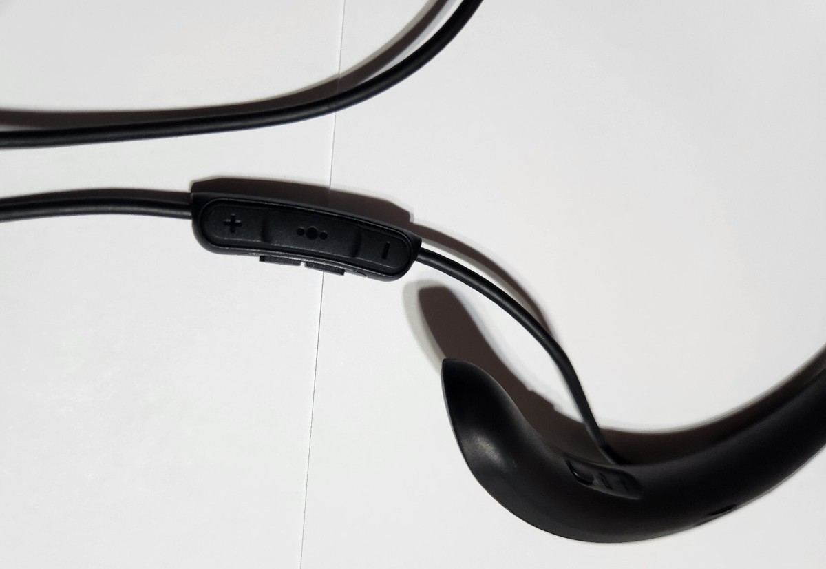 DEFECTIVE Bose QuietControl 30 QC30 Wireless Headphones wt Case