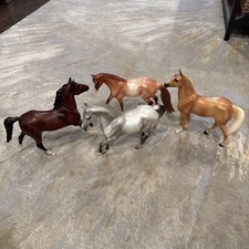 Vintage Breyer Horse Lot of 4
