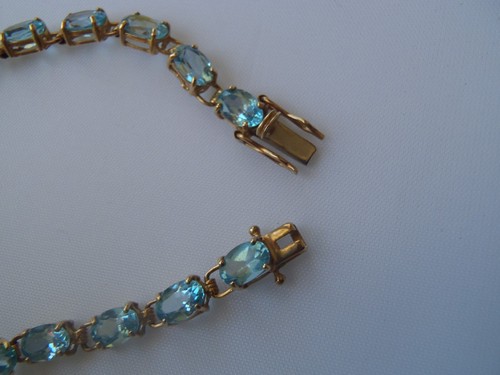 10k Yellow Gold Blue Topaz Tennis Bracelet, 6.51g - Picture 8 of 16