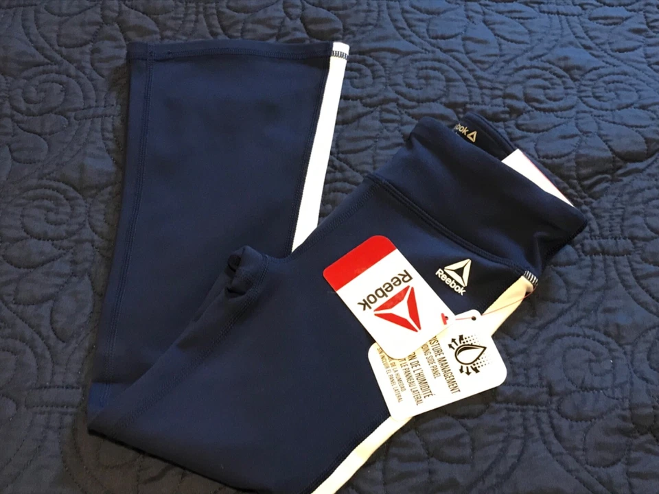 NIÑAS NUEVO REEBOK XS 4/5 ACAMPANADO LEGGINGS PANTALONES AZUL MARINO con LADO BLANCO RAYA COSTABA $14 Foto 4 de 4