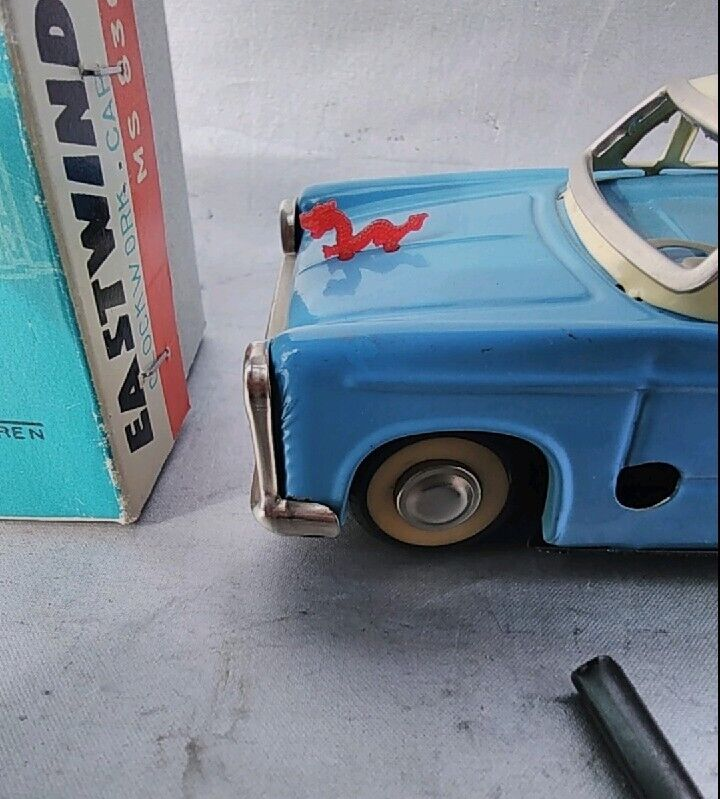 VINTAGE CADILLAC POLICE TIN TOY CAR 60's MADE IN JAPAN VINTAGE CADILLAC POLICE TIN TOY CAR 60's MADE IN JAPAN