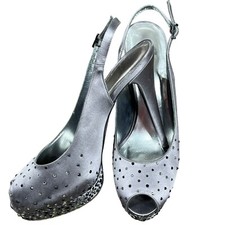STUART WEITZMAN Poem Crystal Embellished Silver Satin Peep Toe Slingback 9.5 EUC
