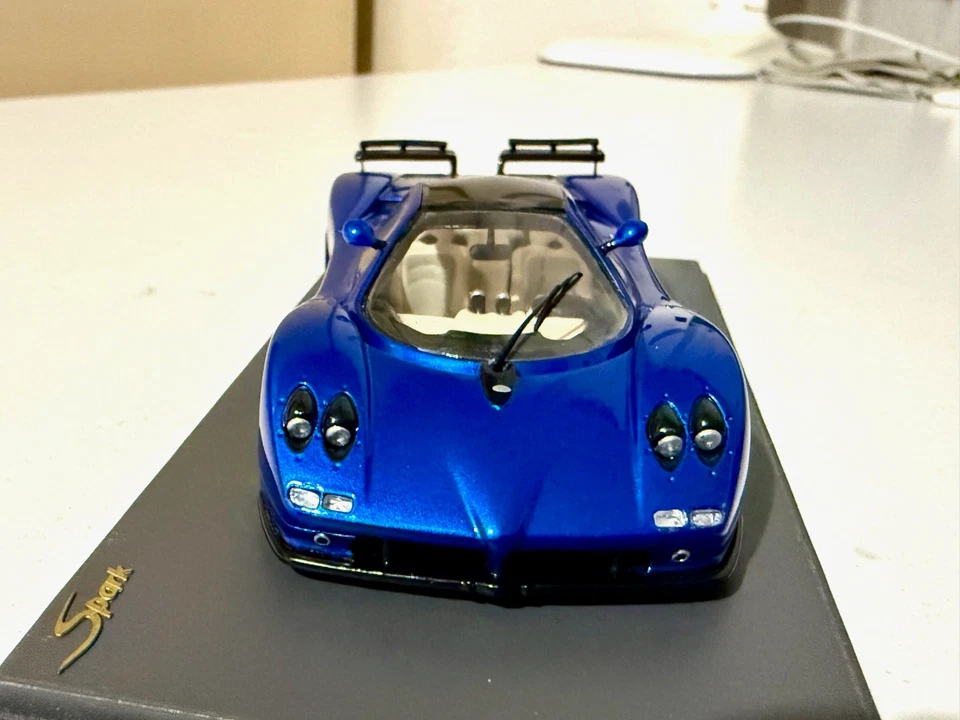SPARK MODELS SPZP02 PAGANI ZONDA C12S 7.3 BLU MET. 1/43 - Immagine 4 di 4