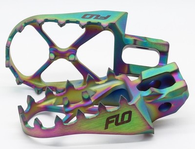 FLO MOTORSPORTS 2026 EC 300 Gas-Gas TITANIUM FOOT PEGS JET FUEL HUS/KTM TI-795-4
