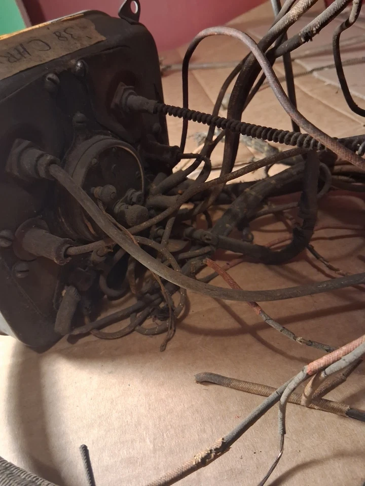 Chrysler Royal 1938 reloj con medidores Foto 2 de 2