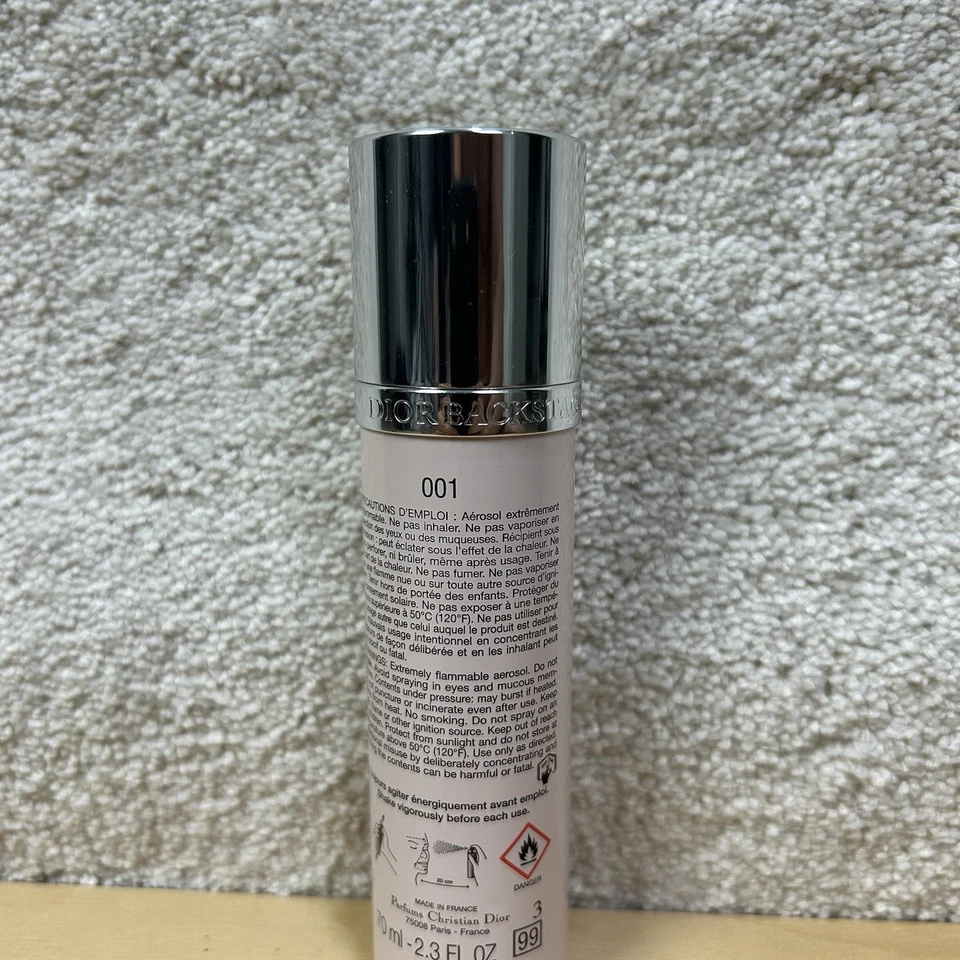 Base en spray Christian Dior Backstage Airflash selección de resplandor de aerógrafo Foto 2 de 4