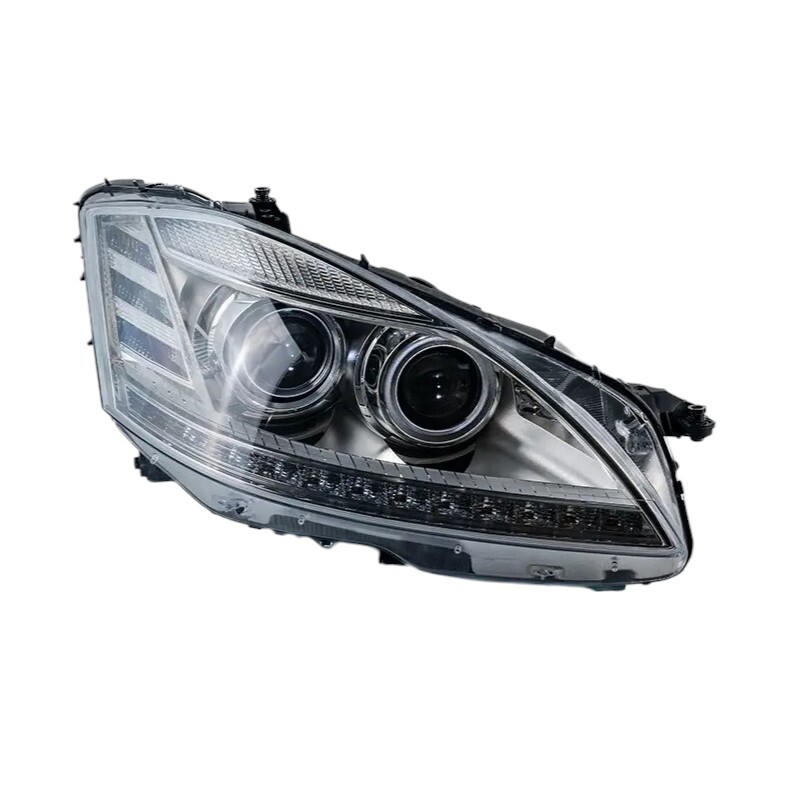 Mercedes-Benz S-Class W221 FL Xenon PAIR USED GENUINE A2218201939