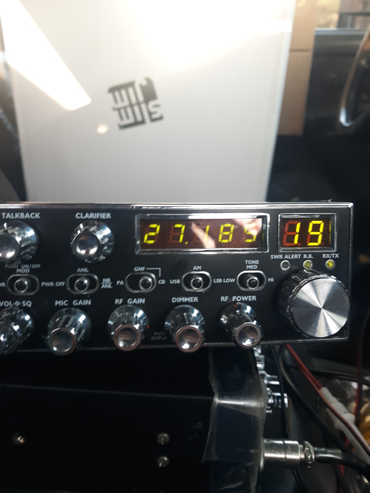 Galaxy DX959 Custom Tuned 40 Channel AM/SSB Mobile CB Radio / Extra