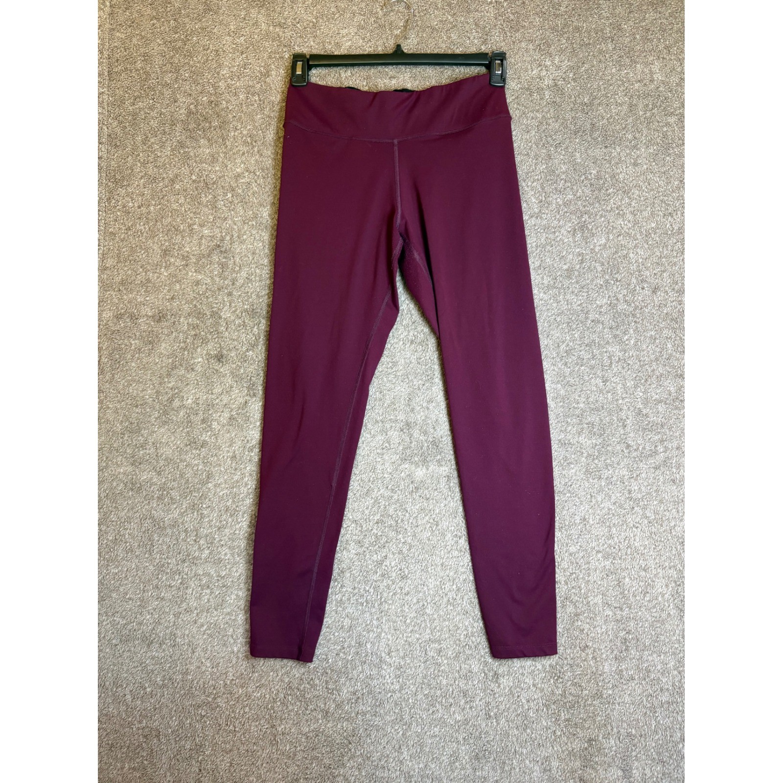 PINK Victoria's Secret Ultimate Leggings Burgundy M Mid Rise Activewear Workout