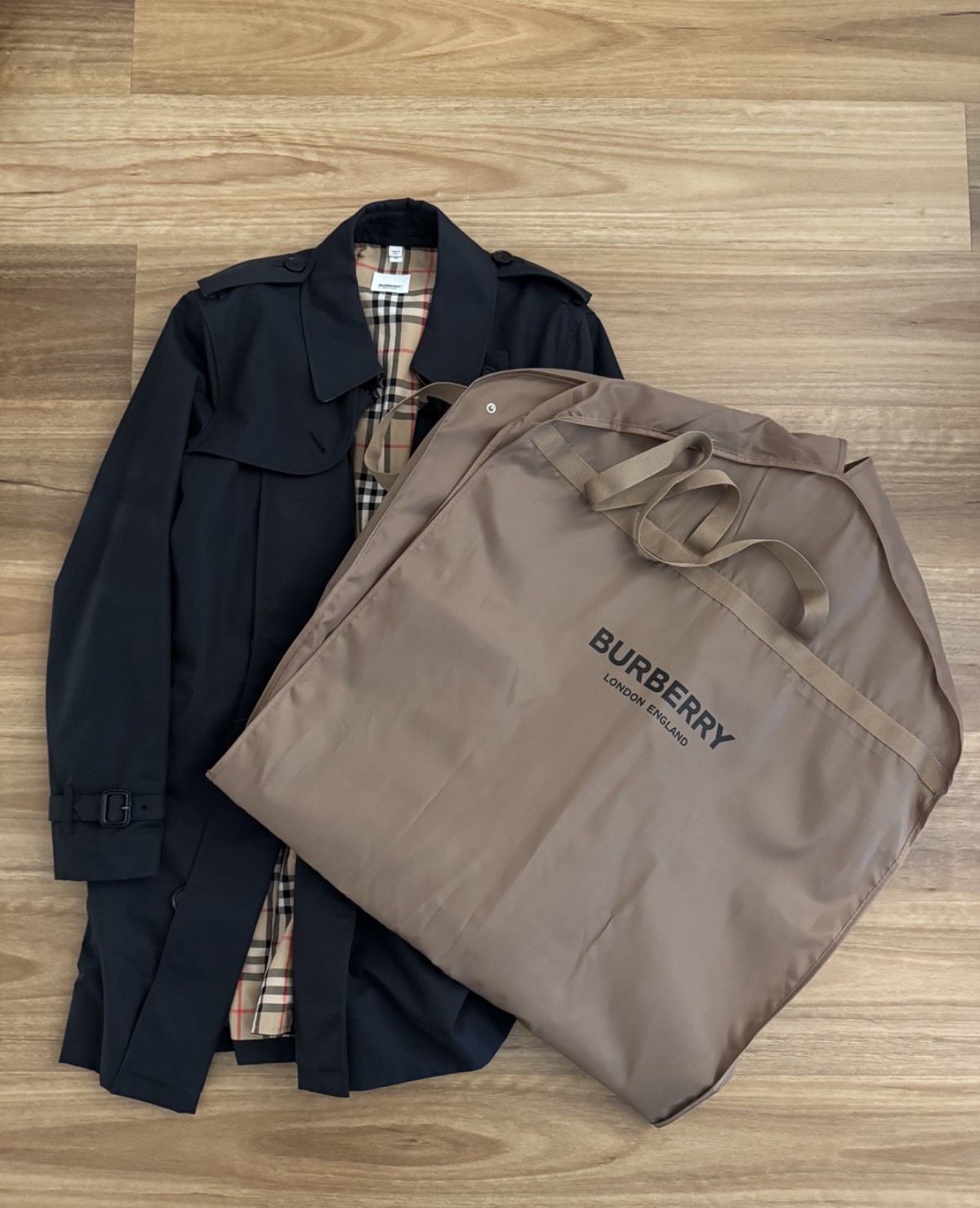 Burberry men's navy trench coat size 50 (PREOWNED, EXCELLENT CONDITION)