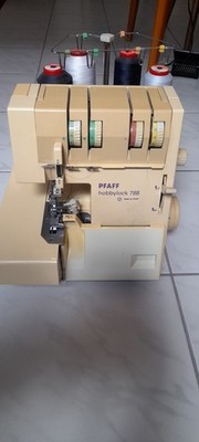PFAFF NÄHMASCHINE Hobbylock 788 Gebraucht Original Zustand 4 Fäden