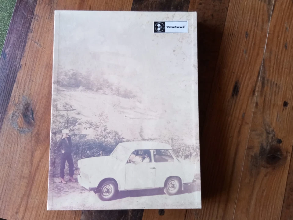 Originale DDR-Auto-Schriftzüge Wartburg Trabant Barkas Multicar auf IFA-Werbung - Bild 2 von 2