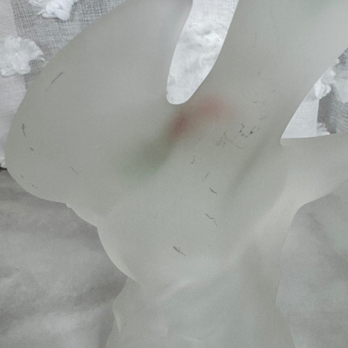 Vintage LE Smith Satin Glass Bird in Flight Handpainted Cottagecore Dove Figure - Picture 6 of 10