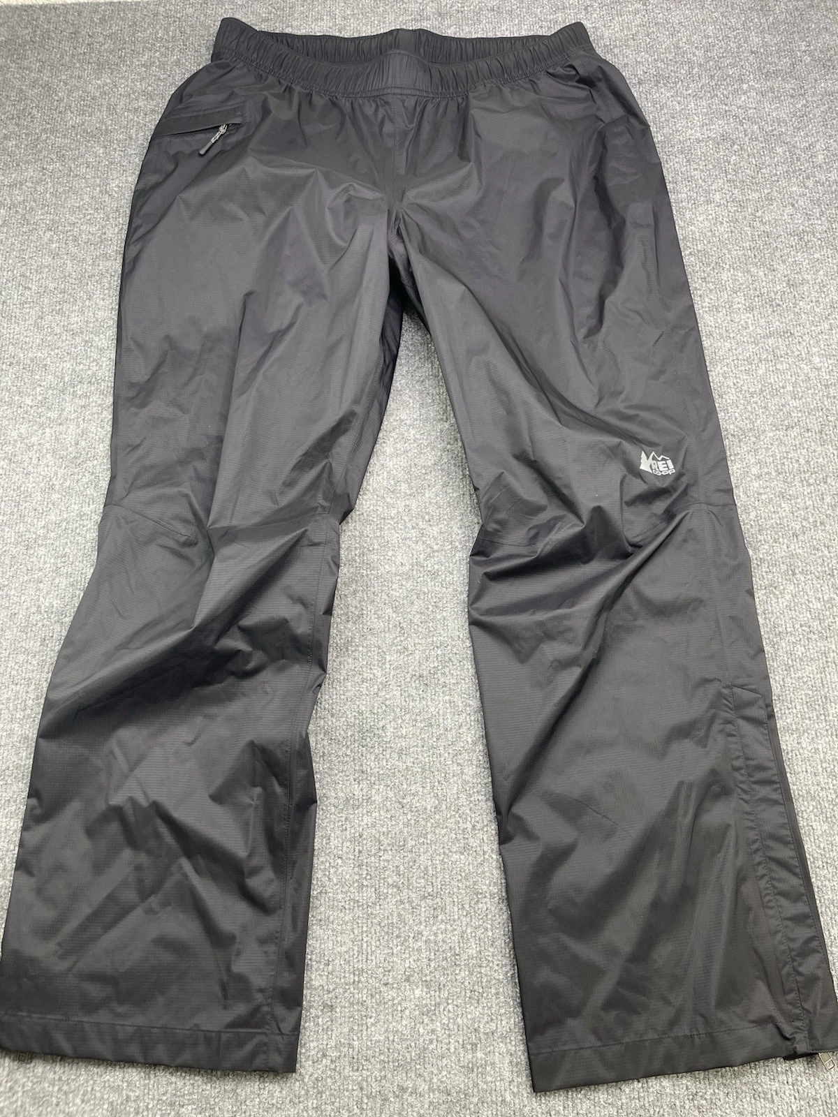 REI CO-OP Rain Pants Black Mens Large Elastic Waist Wet Weather Leg Zip
