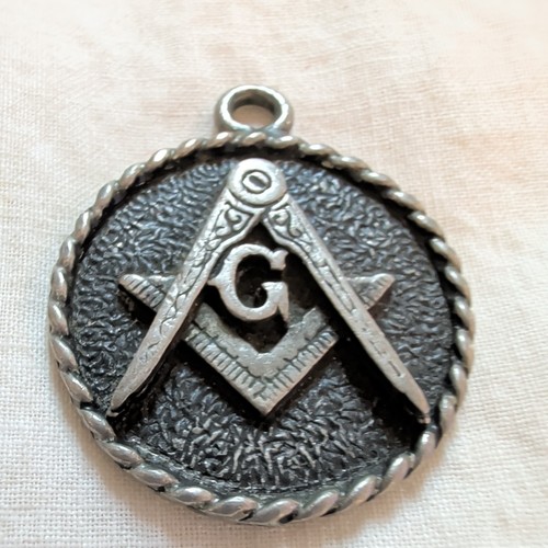 Vintage Freemason Masonic Pendant - In Very Nice Shape for Age! - Picture 2 of 5