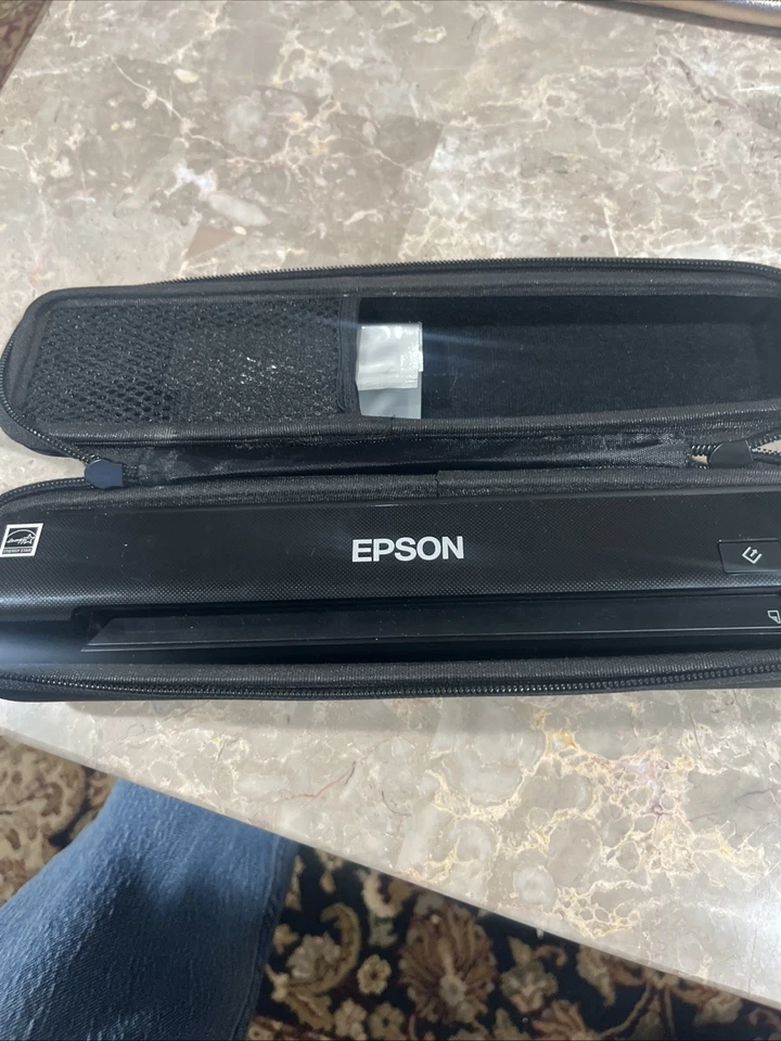 Epson WorkForce DS-30 Black Document Scanner for PC For Parts-WITH CASE - Image 3 of 3