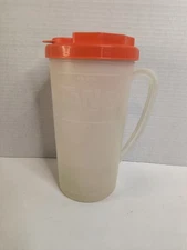 Vintage Tang Plastic Pitcher 1.5 Quart Orange & White Screw on Lid *As Is**