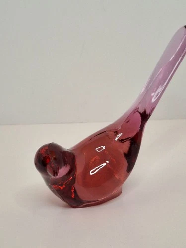 Vintage Fenton Light Pink Rosalene Happiness Bird Art Glass Figurine