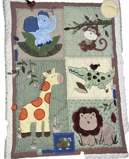 Circo Animals Crib Quilt and Fitted Crib Sheet Multicolor
