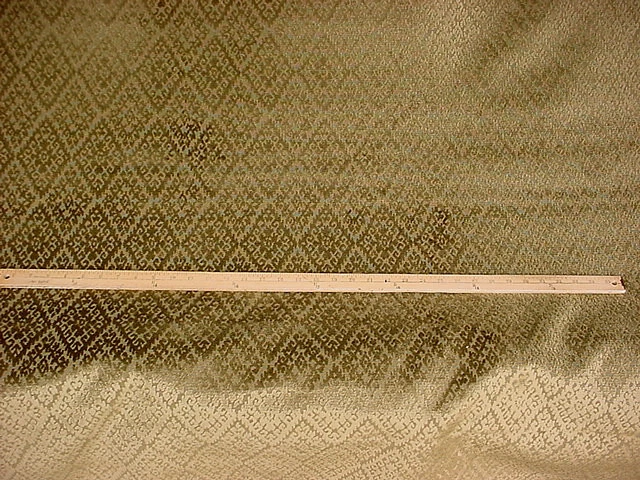 Tela de tapicería de terciopelo español verde musgo Shaza 2-7/8 años Lee Jofa 2012111 Foto 2 de 4