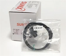 1 pcs SUNX PM-K44P Micro Size Photoelectric U-shaped Slot Sensor Kd