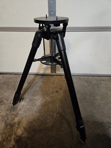 Meade 884 Deluxe Field Telescope Tripod for ETX-90, ETX-105, ETX-125