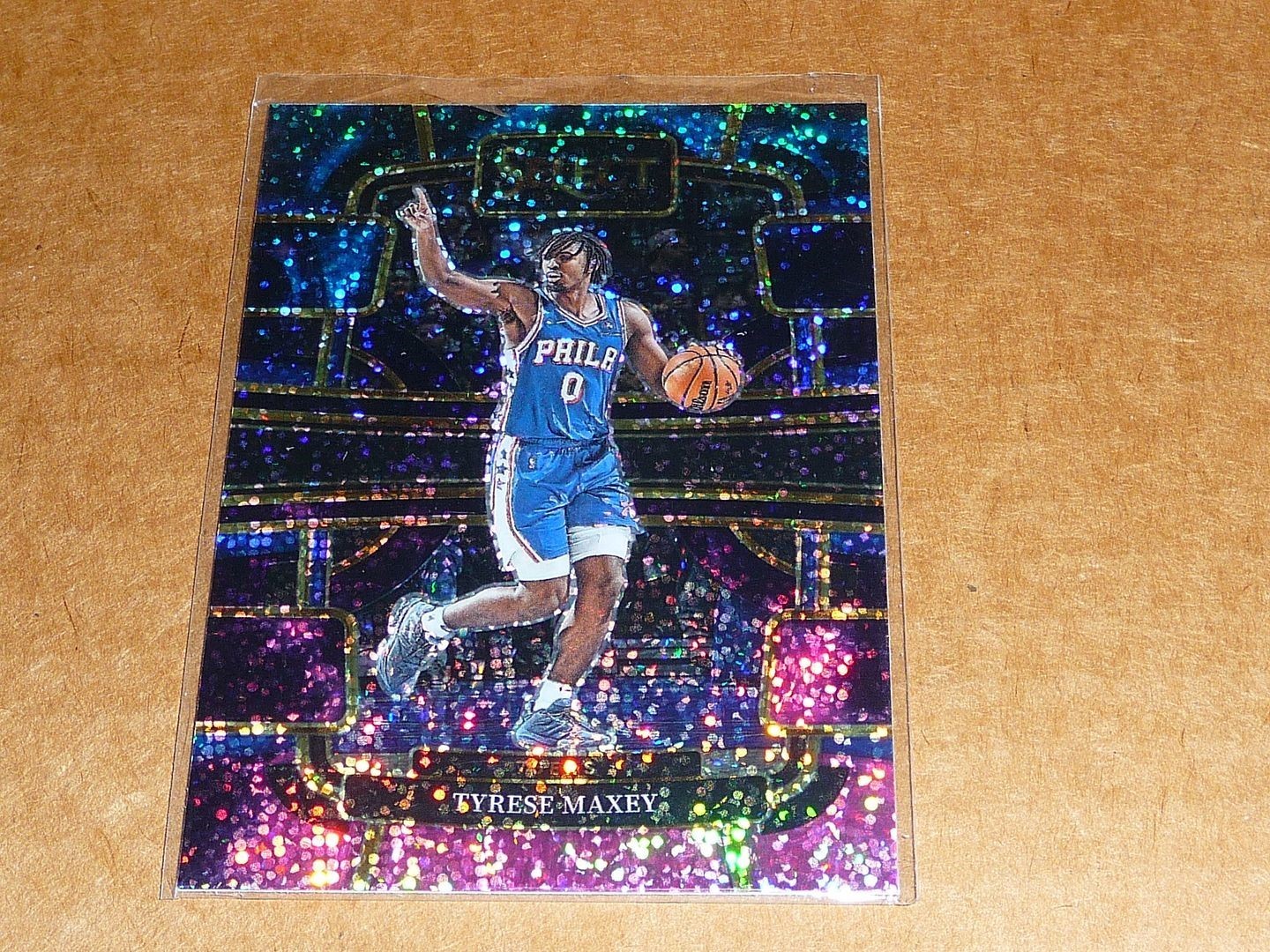 2023/24 Panini Select TYRESE MAXEY COSMIC PRIZM SP 76ERS #44 K246