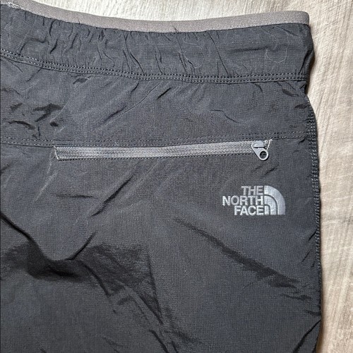 The North Face Nylon Quick Dry Performance Shorts - Large - Picture 3 of 7