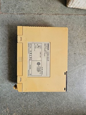 Omron C200H-0D215 Output Unit 24VDC